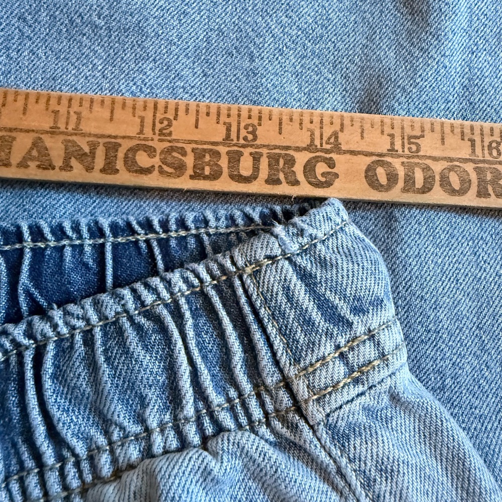 Jeans Subcategory Identification - Picture 4 of 6